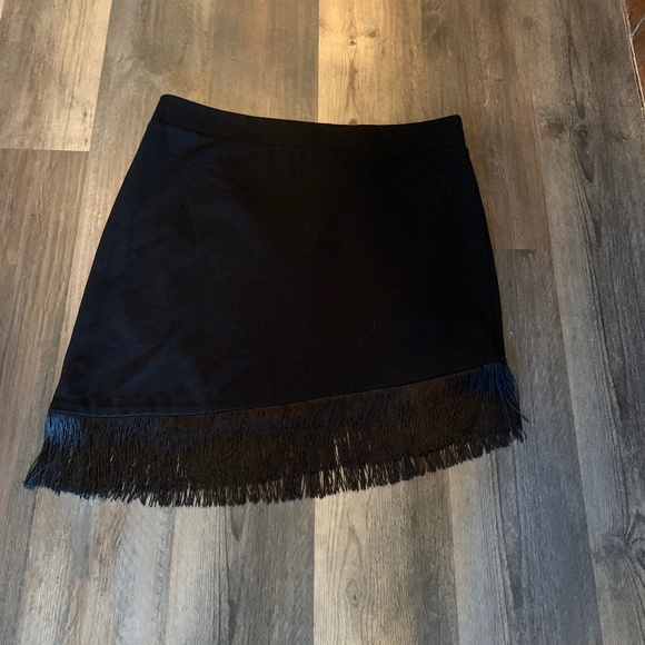 International Concepts asymmetric plus size fringed stretch skirt. Never worn‎ - Picture 1 of 4